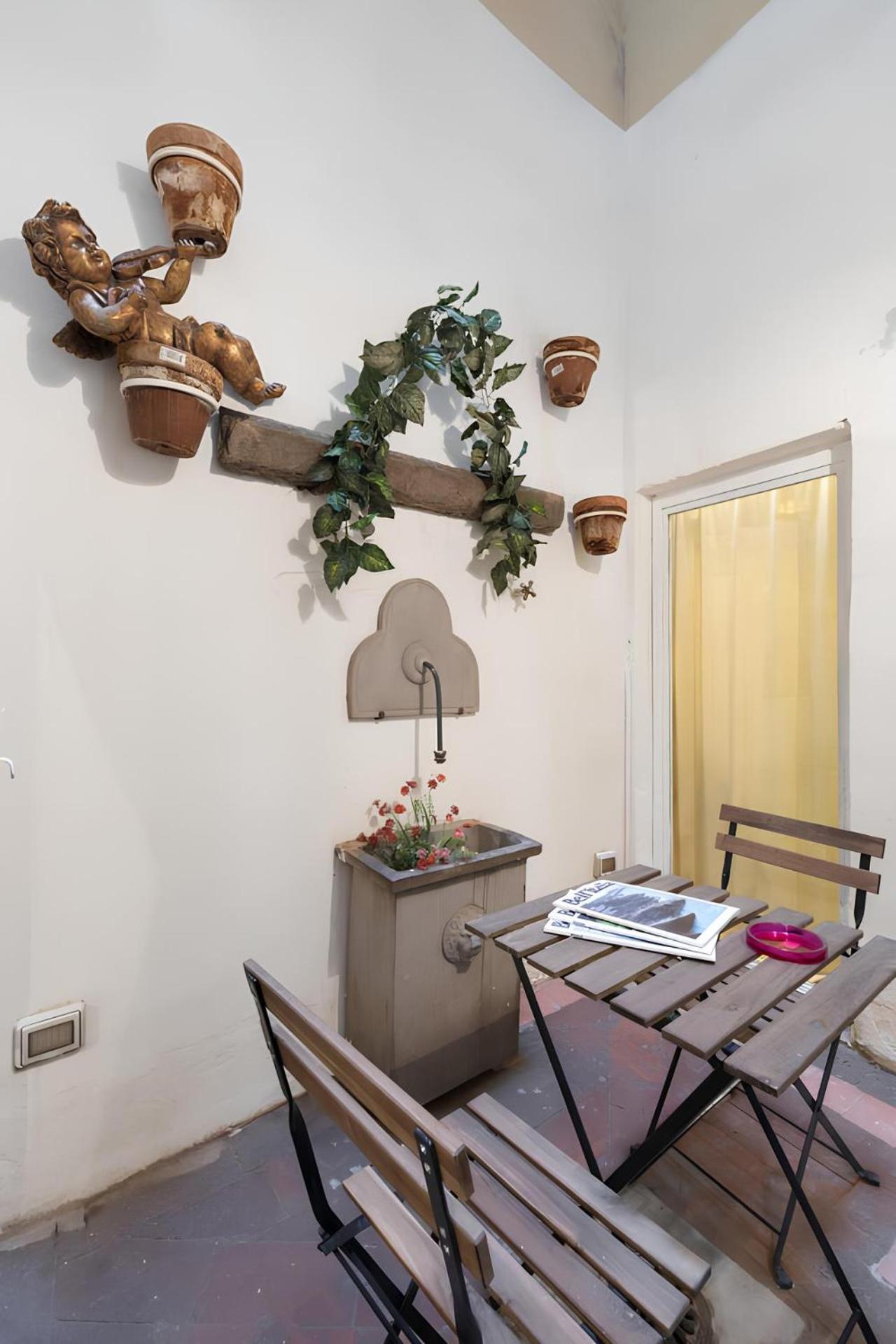 F4 - Santa Croce One Bedroom Flat 2 To 4 Guests Firenze Eksteriør billede